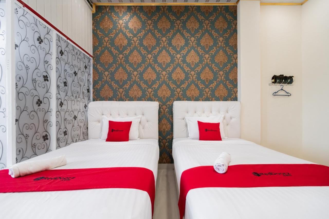 Hotel Reddoorz Syariah Near Minangkabau International Aiport Padang  Zewnętrze zdjęcie