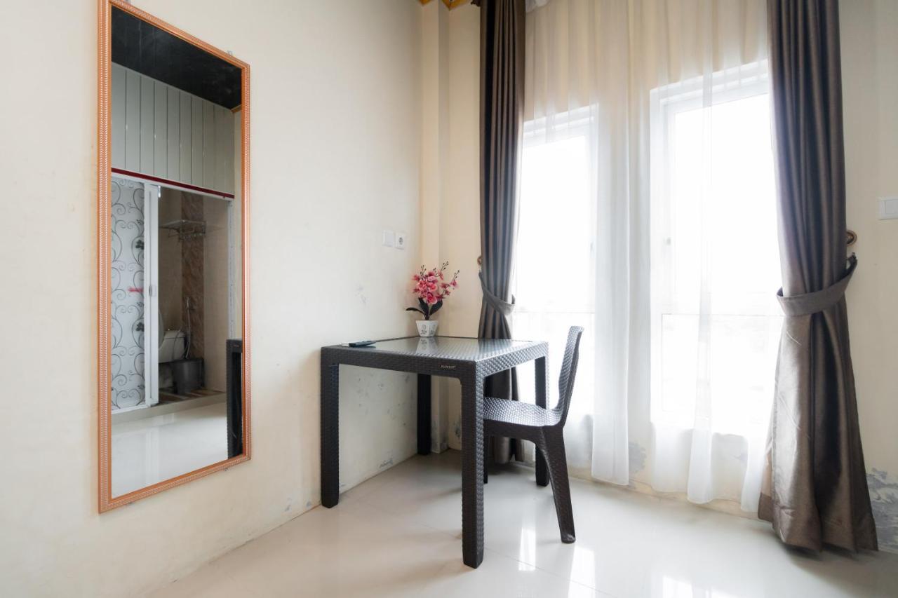 Hotel Reddoorz Syariah Near Minangkabau International Aiport Padang  Zewnętrze zdjęcie