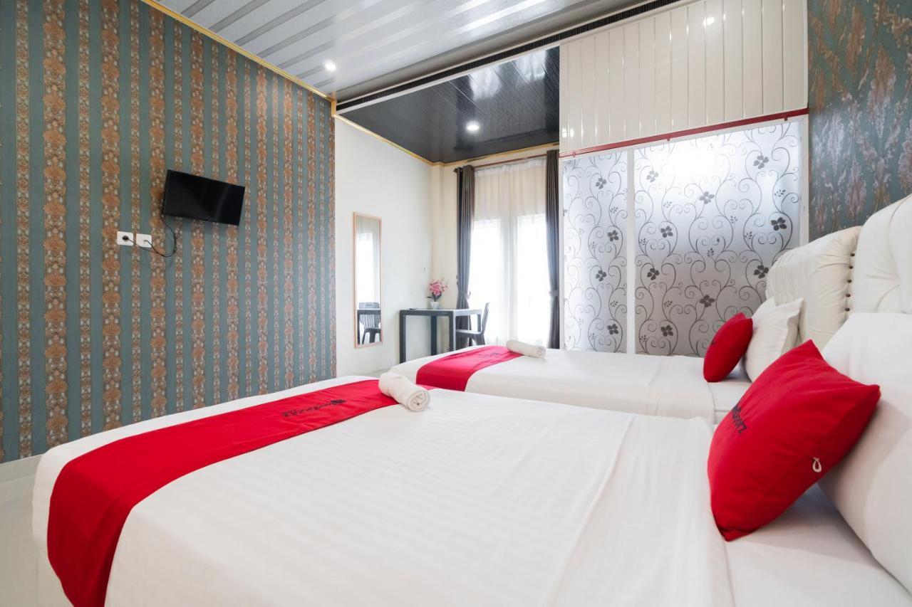 Hotel Reddoorz Syariah Near Minangkabau International Aiport Padang  Zewnętrze zdjęcie