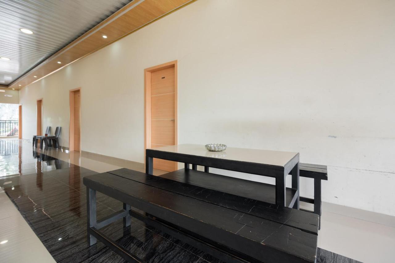 Hotel Reddoorz Syariah Near Minangkabau International Aiport Padang  Zewnętrze zdjęcie